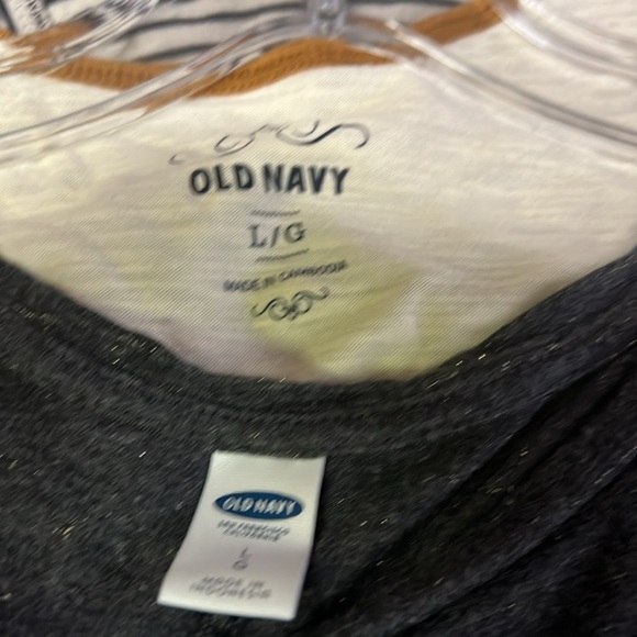 Group of 4 OLD NAVY Summer Shirts Prior Season Tank Top Style Size Large - Picture 6 of 8